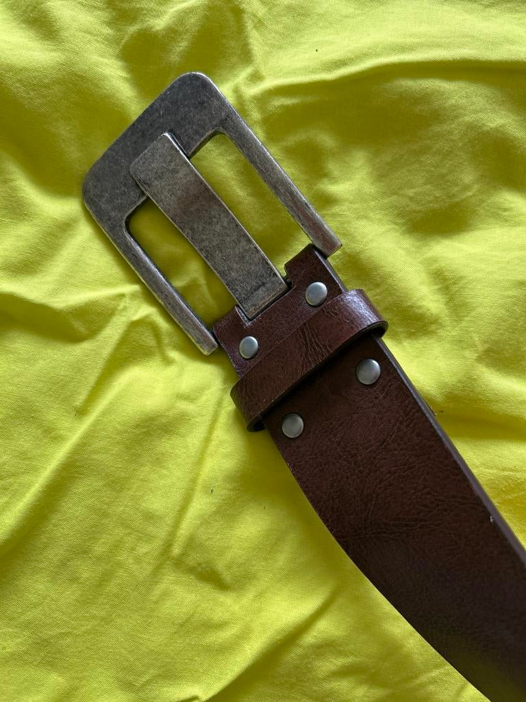 Bruine leren riem 105 cm, Kleding | Heren, Riemen en Ceinturen, Bruin, Echt leder, Riem of Ceintuur, Gedragen