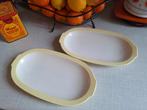 2 Petrus Regout serveerschaaltjes pastel., Ophalen of Verzenden