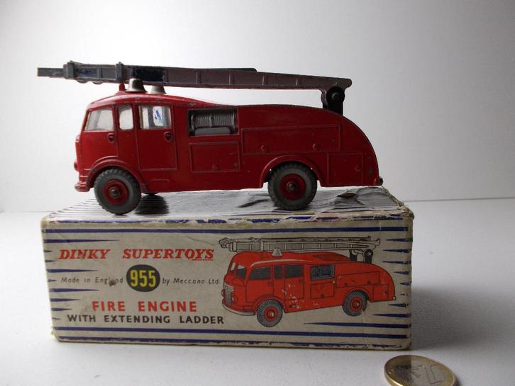 1964 Dinky SuperToys 955 FIRE ENGINE + ORIGINELE DOOS! (-E-), Hobby en Vrije tijd, Modelauto's | 1:43, Zo goed als nieuw, Bus of Vrachtwagen