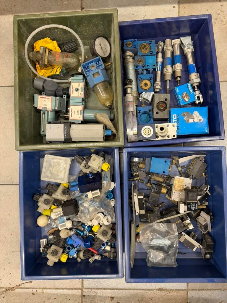 Diverse luchtdruk toebehoren, festool, cilinder reduceer, Doe-het-zelf en Verbouw, Gereedschap | Machine-onderdelen en Toebehoren