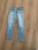 Jeans dames Levi's maat 29, Blauw, Ophalen of Verzenden, Zo goed als nieuw, W28 - W29 (confectie 36)