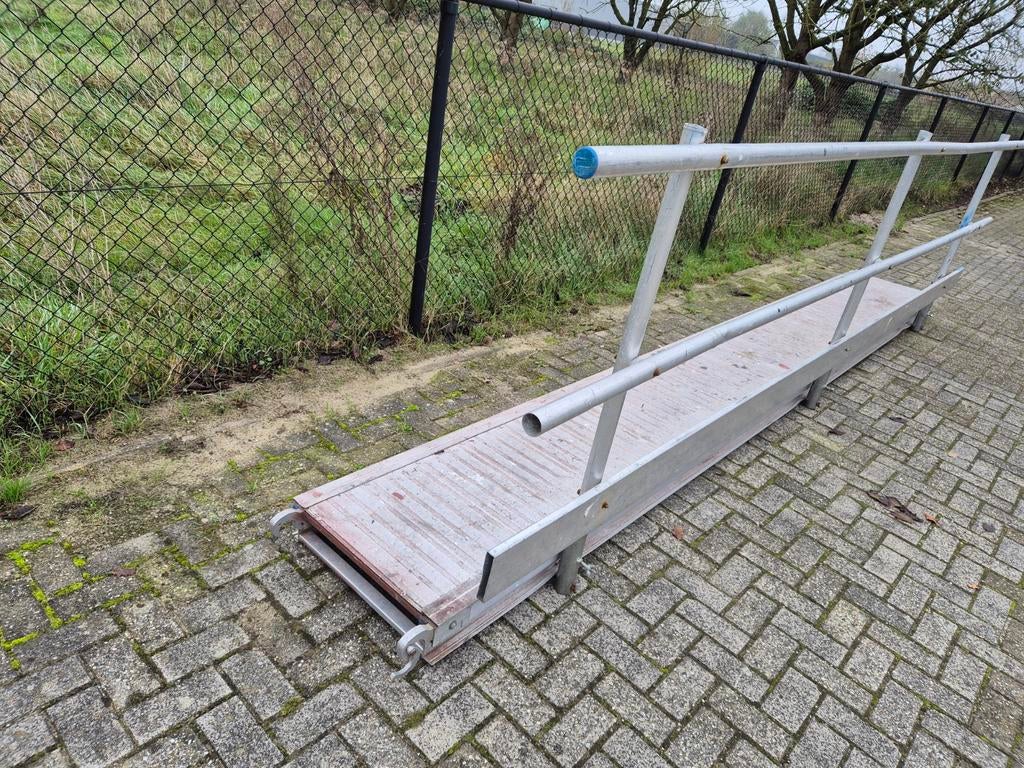 Aluminium loopbruggen loopbrug, Ophalen