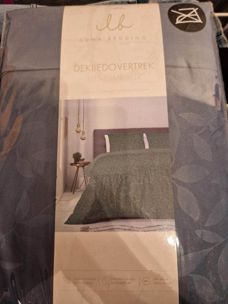 Nieuw Luna Bedding Dekbedovertrek 240x220 Lits-jumeaux, Huis en Inrichting, Slaapkamer | Beddengoed, Nieuw, Dekbedovertrek, Tweepersoons