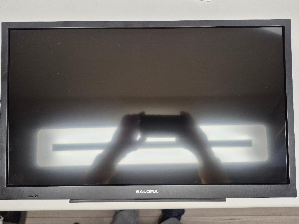 Salora 22 inch tv 12v voor caravan of Camper, LED, 50 Hz, Zo goed als nieuw, 40 tot 60 cm