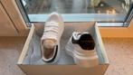 Alexander McQueen Sneakers - Maat 35, Kleding | Dames, Ophalen of Verzenden, Zo goed als nieuw, Wit, Sneakers of Gympen