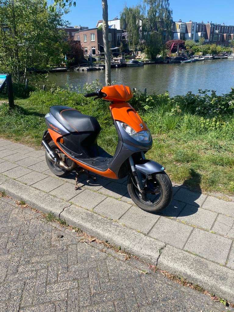 Vivacity 70cc, Fietsen en Brommers, Scooters | Peugeot, Ophalen, Tweetakt, Gebruikt, Maximaal 45 km/u