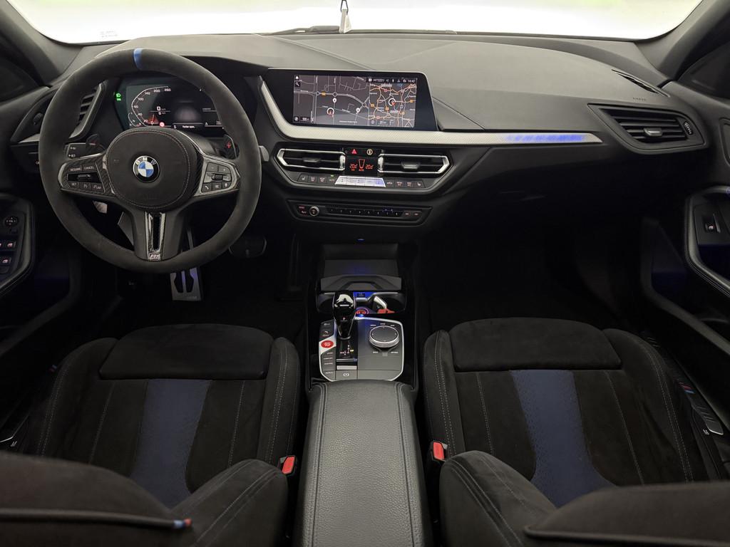 BMW 1-serie M135i xDrive M-Sport | Pano | HuD | Alcantara |, Auto's, 1998 cc, Stof, Gebruikt, Euro 6