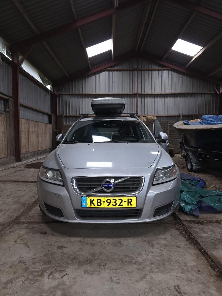 Volvo V50 1.6 D 2010 Grijs, Auto's, Voorwielaandrijving, Euro 5, Zwart, 4 cilinders