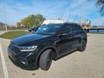 VW T-Roc R-line 1.5 TSI 150pk 2023 | BlackOnBlack | 39.000km, Voorwielaandrijving, 1498 cc, 4 cilinders, 150 pk