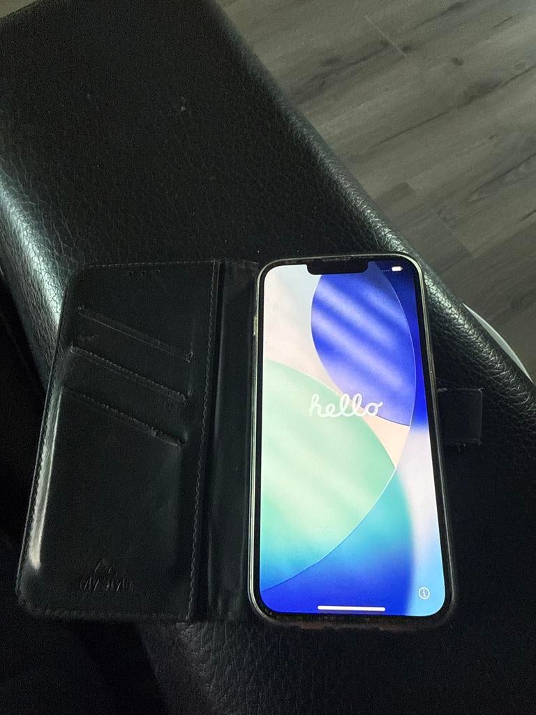 Nette iPhone 13 - of te ruil voor deco BE65 - BE85, Telecommunicatie, Mobiele telefoons | Apple iPhone, Ophalen, 128 GB, Zwart