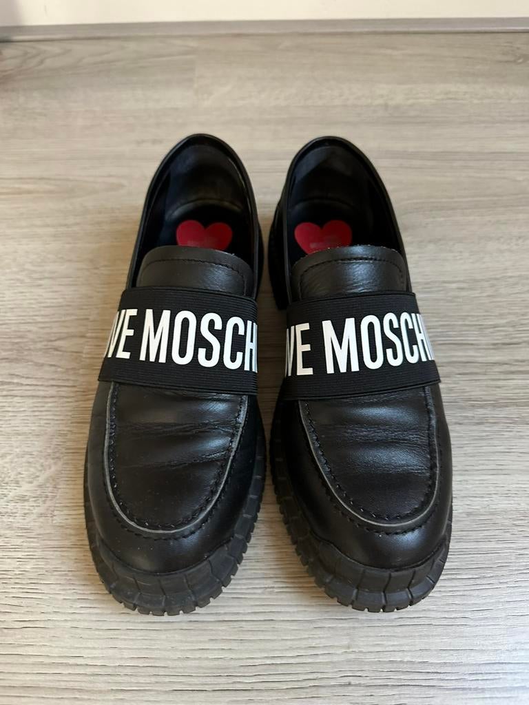 Love Moschino Loafers / Instappers / Mocassins Zwart - 38, Ophalen of Verzenden, Gedragen, Instappers, Zwart