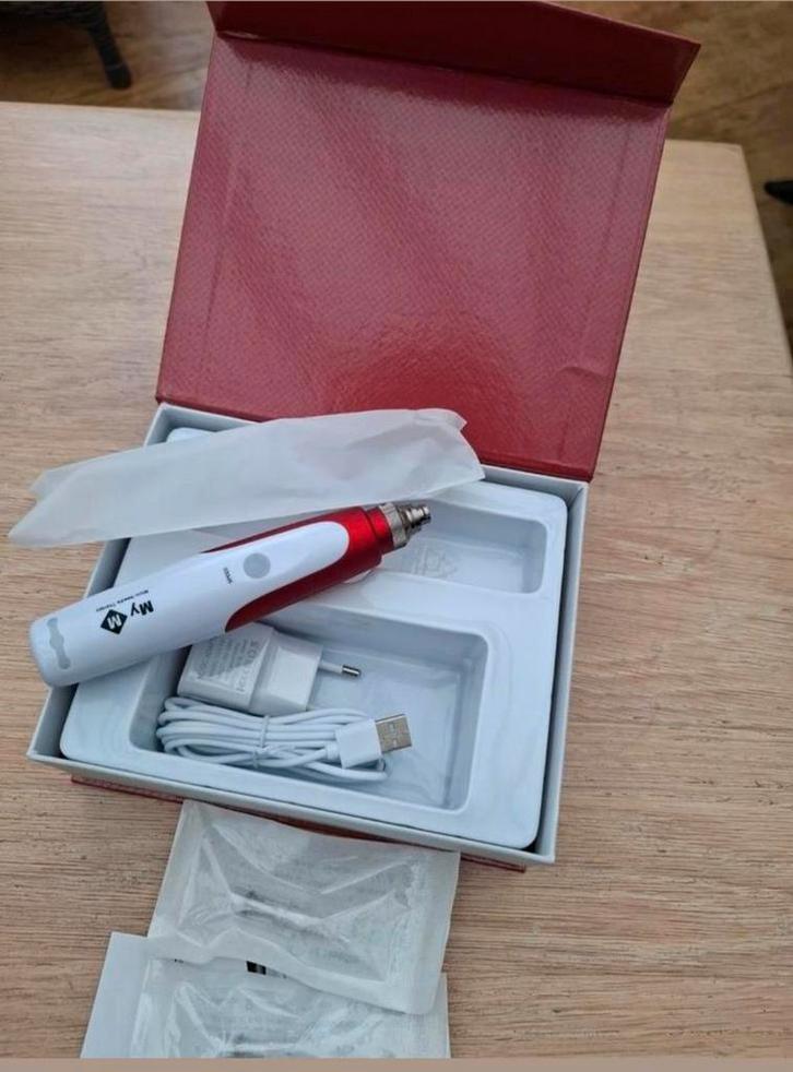 My M Microneedling Dermapen Nieuw met Cartridges, Sieraden, Tassen en Uiterlijk, Uiterlijk | Gezichtsverzorging, Nieuw, Verzorging