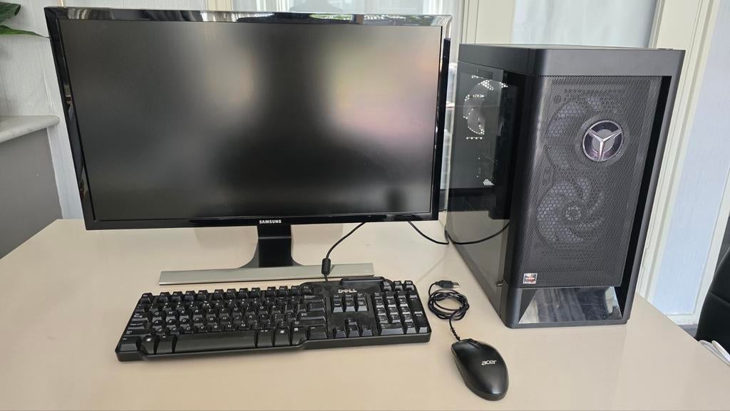 Lenovo Legion T5 Gaming PC + Samsung 4K Monitor, Gebruikt, 32 GB, LENOVO, AMD Ryzen 7