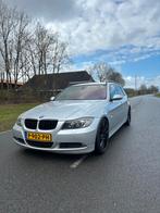 BMW 3-Serie 2.5 I 325 Touring AUT 2006 Grijs, Auto's, Automaat, Achterwielaandrijving, Zwart, 2497 cc