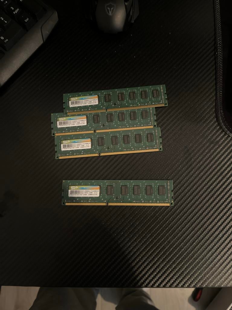 4x 8GB DDR3L RAM Geheugenmodules - Totaal 32GB, Computers en Software, RAM geheugen, Ophalen, Gebruikt, 32 GB, Server