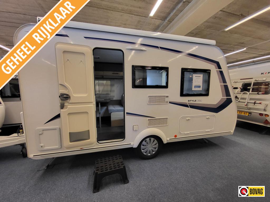 Caravelair Style 390; cassetteluifel, fietsenrek, zee netjes, Bedrijf, Treinzit, Caravelair, Schokbreker