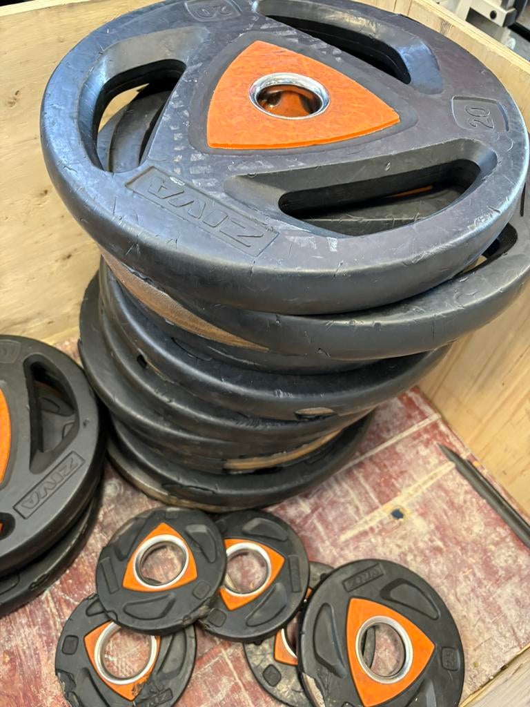 20 x 20 kg ziva olympische halter schijven met beschadiging, Sport en Fitness, Fitnessmaterialen, Halterschijven, Gebruikt, Ziva