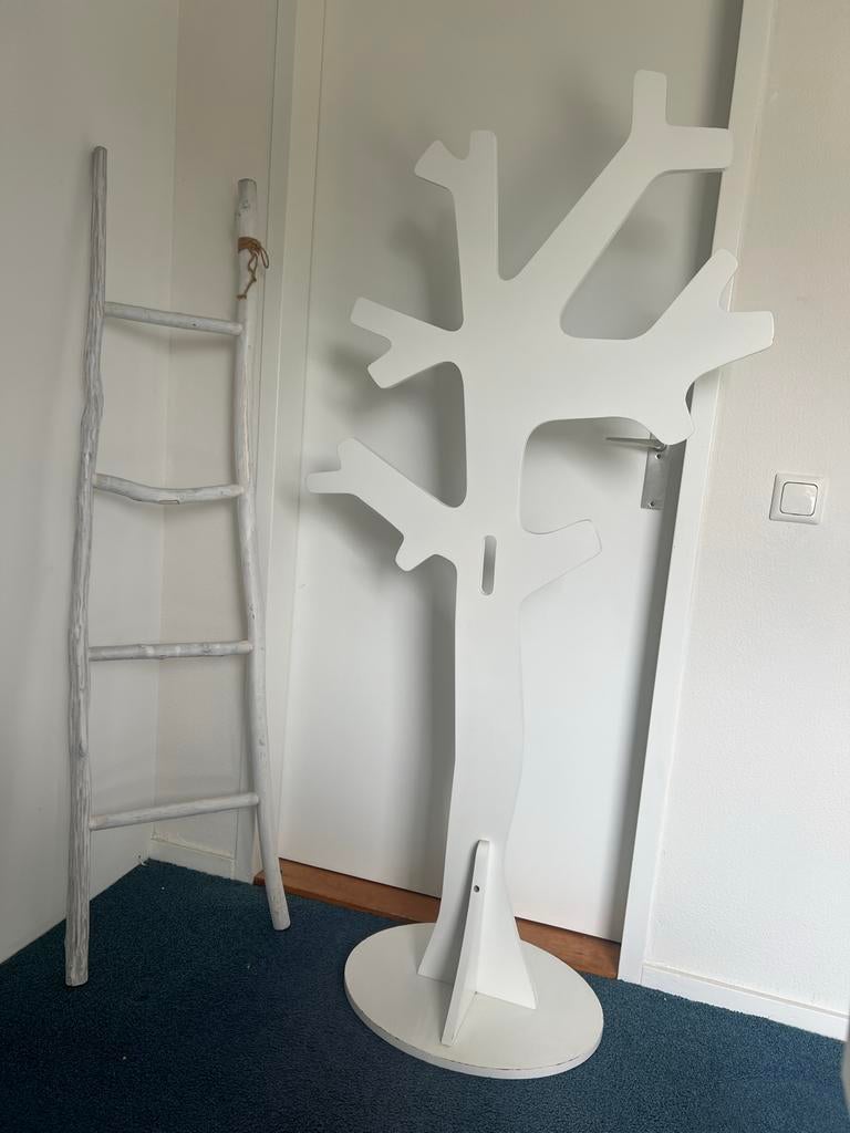 Houten decoratief laddertje en witte kapstok boom, Ophalen, Gebruikt