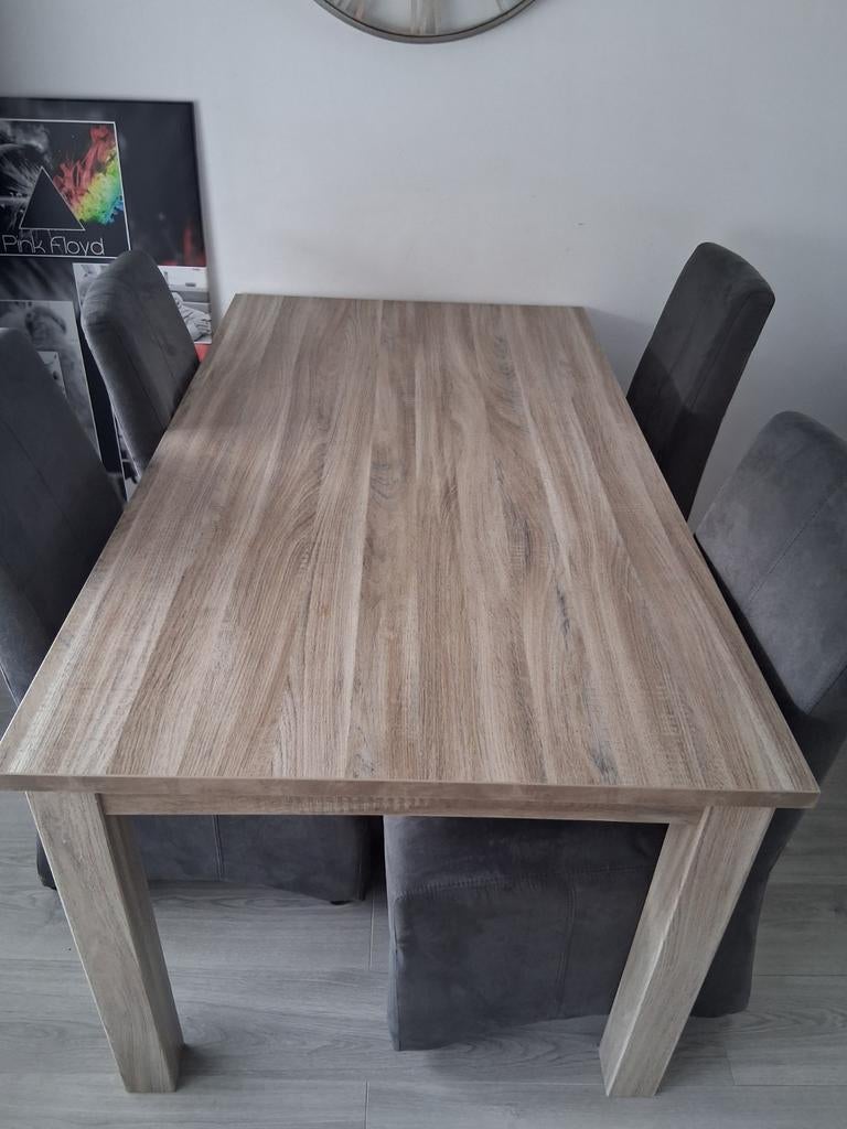 Compleet set meubels, Ophalen