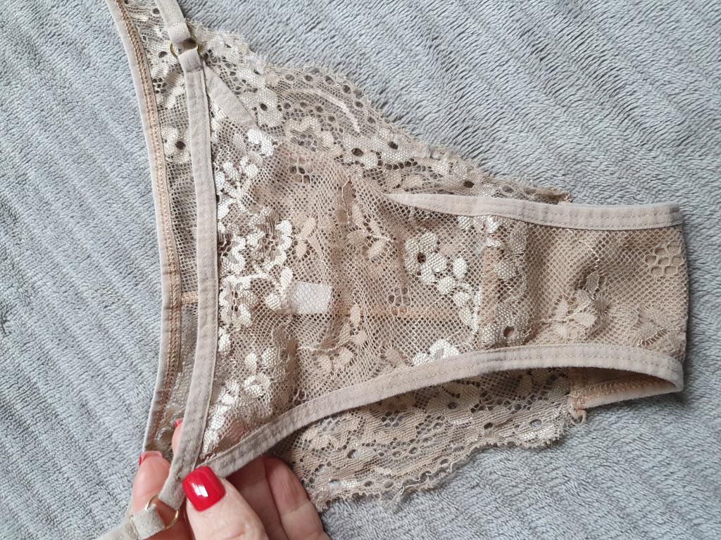 Mooie slip maat s !, Kleding | Dames, Ondergoed en Lingerie, Verzenden, Slip