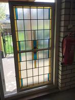 Zeer mooi groot glas in lood raam in origineel kozijn., Ophalen, Gevelraam of Ruit, Zo goed als nieuw, Minder dan 80 cm