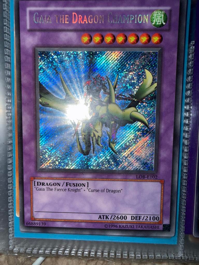 Gaia the Dragon Champion - Yu-Gi-Oh! LOB-E102 Foil, Hobby en Vrije tijd, Verzamelkaartspellen | Yu-gi-Oh!, Ophalen of Verzenden