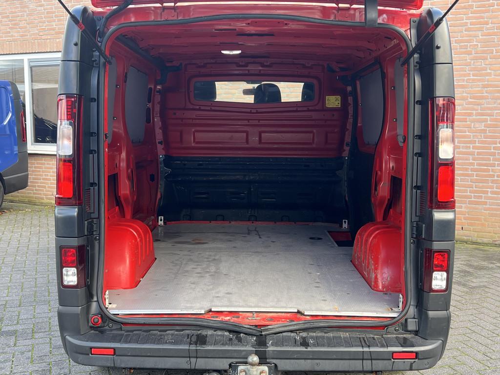 Renault Trafic 2.0dCi Trekhaak / Imperiaal / Airconditioning, Voorwielaandrijving, Gebruikt, Renault, Origineel Nederlands