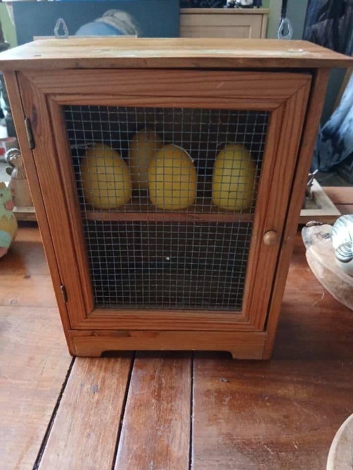 Houten eieren kastje, Antiek en Kunst, Ophalen of Verzenden