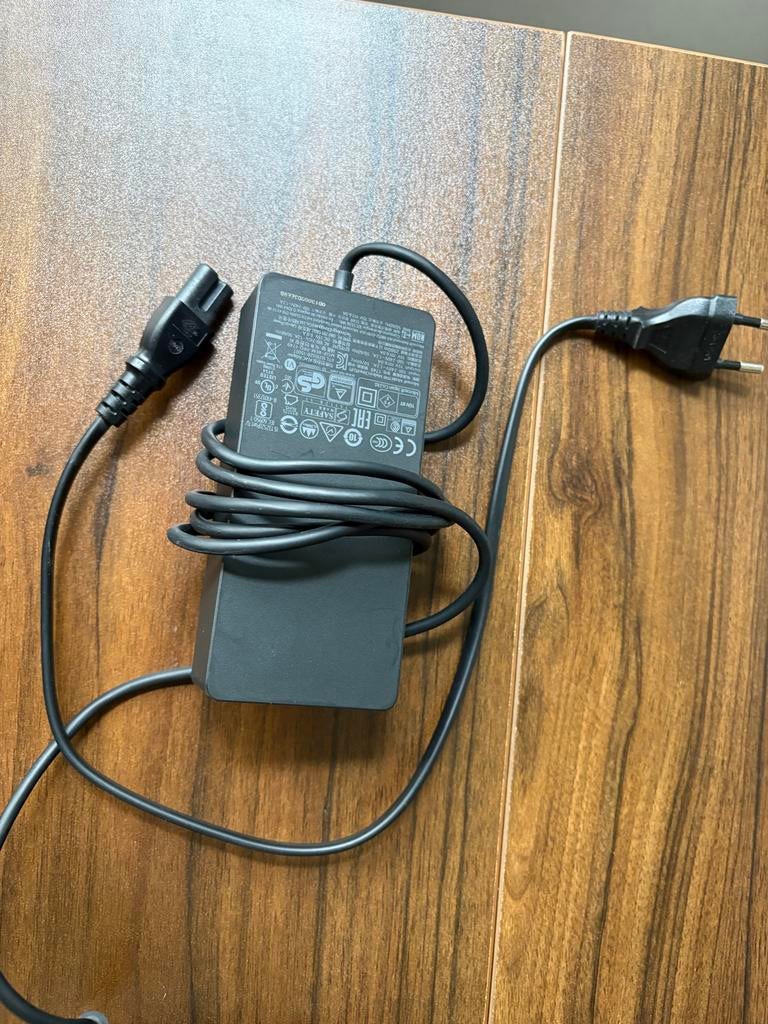 Microsoft Surface Dock - Uitbreid je werkplek, Computers en Software, Dockingstations, Ophalen of Verzenden, Zo goed als nieuw