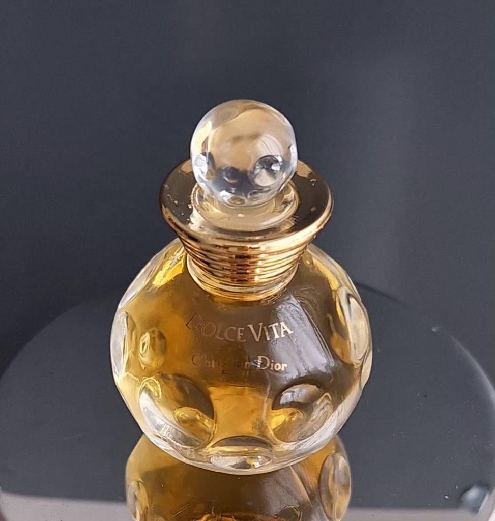 Luxe vintage mini Dolce Vita Christian Dior, edt 5ml, vol, Sieraden, Tassen en Uiterlijk, Ophalen of Verzenden, Zo goed als nieuw