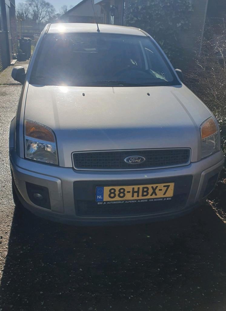 Ford Fusion 1.6 16V AUT 2008 Grijs, Auto's, Ford, 1596 cc, 1064 kg, 100 pk, 49 €/maand