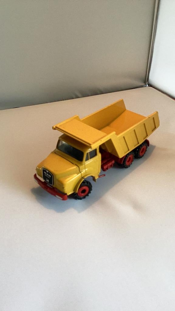 Schaalmodel MAN neus kipper NZG 1:50, Ophalen of Verzenden, Zo goed als nieuw, Bus of Vrachtwagen, NZG