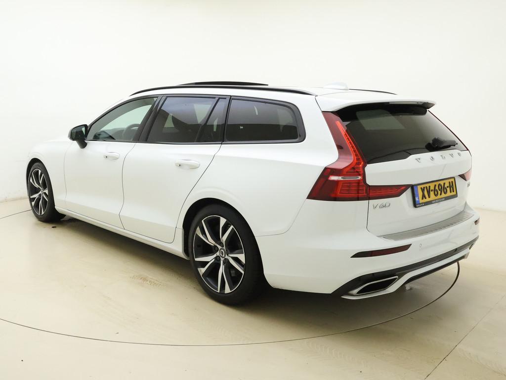 Volvo V60 T5 251PK Automaat R-Design / Head-Up / Stoelventil, 12 maanden, 15 km/l, 4 cilinders, Wit