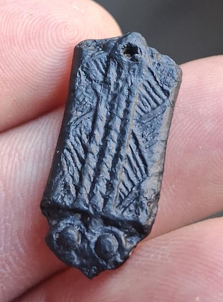 Bodemvondst - riemtong - 15e eeuw - tin - RRR, Ophalen of Verzenden