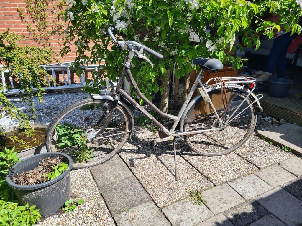 Batavus opknapper, rijdt nog als nieuw., Ophalen of Verzenden, Gebruikt, Versnellingen
