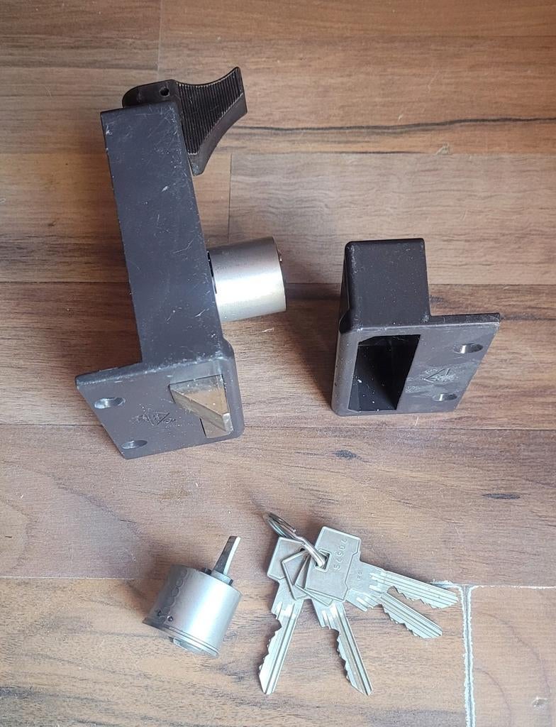 Lips oplegslot skg2 met pfaffenhain cilinder, Ophalen of Verzenden, 160 cm of meer