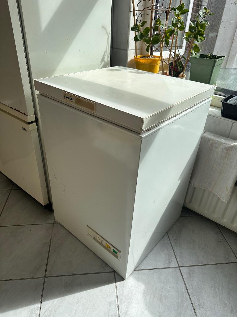 Freezer Vriezers gratis, Witgoed en Apparatuur, Vriezers en Diepvrieskisten, Ophalen, Gebruikt, Minder dan 60 cm