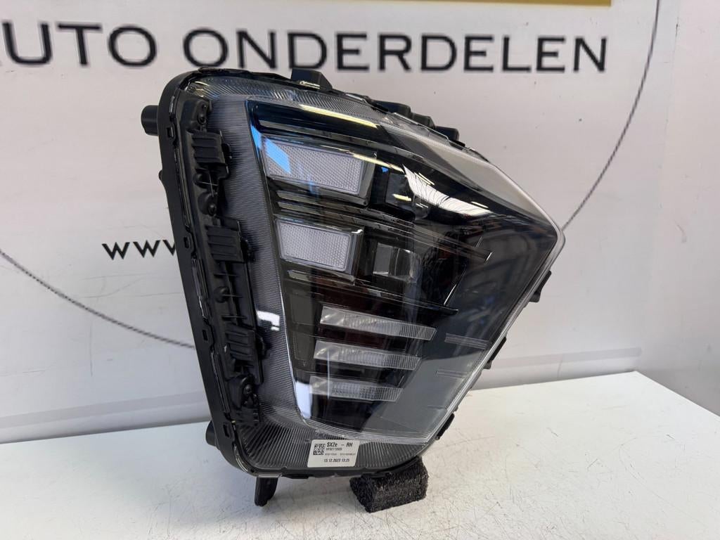 HYUNDAI KONA 2 VOL LED KOPLAMP 92102HF100 HF921-61120 2023-, Gebruikt, Heolleung-ro 12
06797  Seoul, Ophalen of Verzenden, Info@hyundai.com