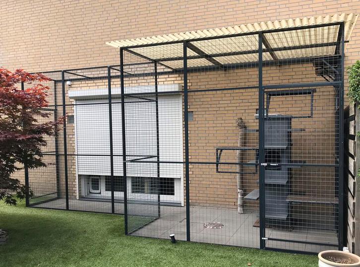 Te koop, grote hoogwaardige kattenren met 2 deuren., Dieren en Toebehoren, Katten-accessoires, Zo goed als nieuw, Ophalen