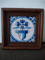 Oude ingelijste tegel bloem, Ophalen of Verzenden