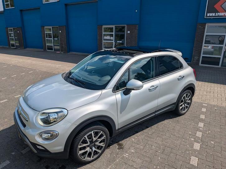 Fiat 500X – Automaat (2016)Panoramadak / Half leder, Auto's, Fiat, Particulier, 500X, ABS, Airbags, Airconditioning, Alarm, Bluetooth