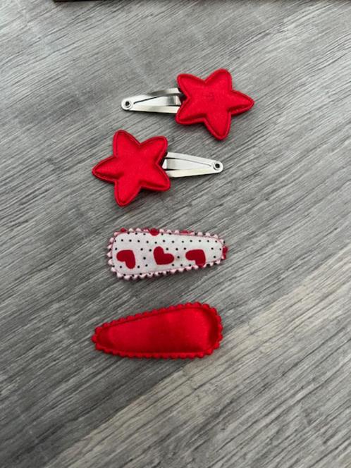 Kleine haarspeldjes - klik klak speldjes - rood, Kinderen en Baby's, Kindermode-accessoires, Zo goed als nieuw, Ophalen of Verzenden