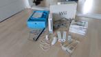 Nintenso wii console met doos met spellen, Spelcomputers en Games, Spelcomputers | Nintendo Wii, Ophalen of Verzenden, Met 1 controller