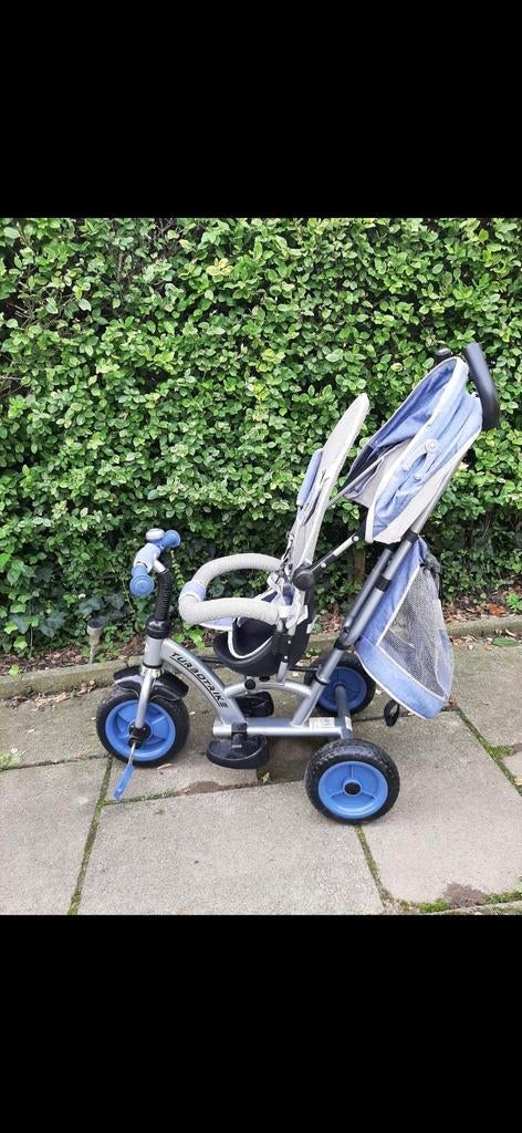 Driewieler met duwstang  z.g.a.n., Ophalen, Zo goed als nieuw, Duwstang