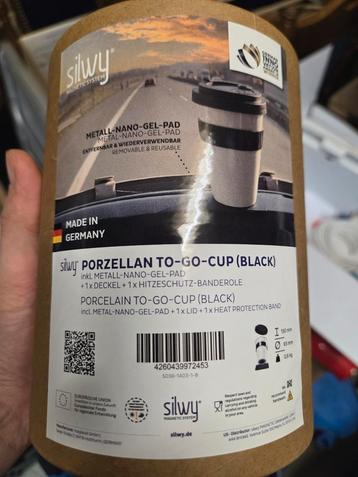 Porselein thermos koffiemok beschikbaar voor biedingen
