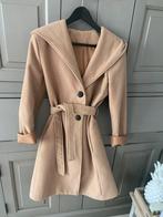Camel dames jas maat L/XL polyester en viscose, Ophalen of Verzenden, Gedragen, Maat 42/44 (L), Bruin