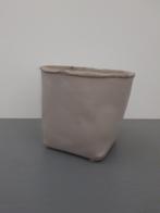 Leuke bloempot, Steen, Vierkant, Binnen, Ophalen of Verzenden
