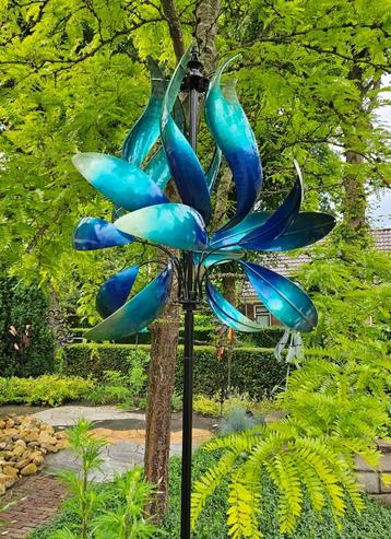 windspinner/blauw / IRIS/ WINDMOLEN beschikbaar voor biedingen