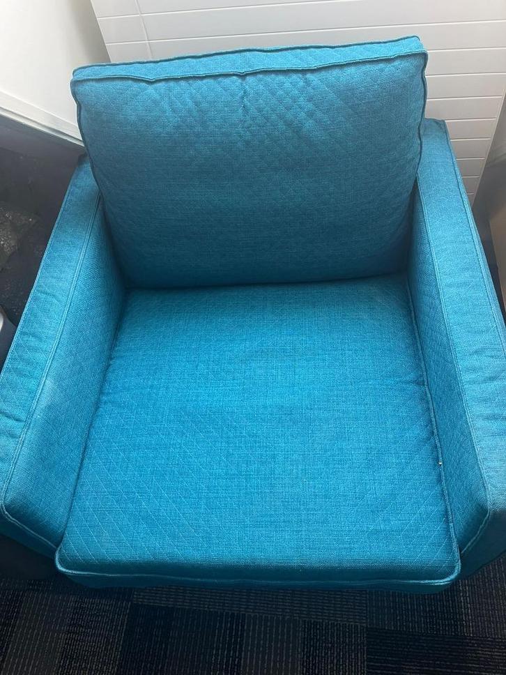 Blauwe loveseat 1 persoon, Huis en Inrichting, Banken | Sofa's en Chaises Longues, Zo goed als nieuw, Eenpersoons, Minder dan 150 cm