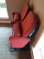 Twee bioscoopstoelen op frame. Gratis af te halen, Huis en Inrichting, Fauteuils, Ophalen, Gebruikt, 75 tot 100 cm